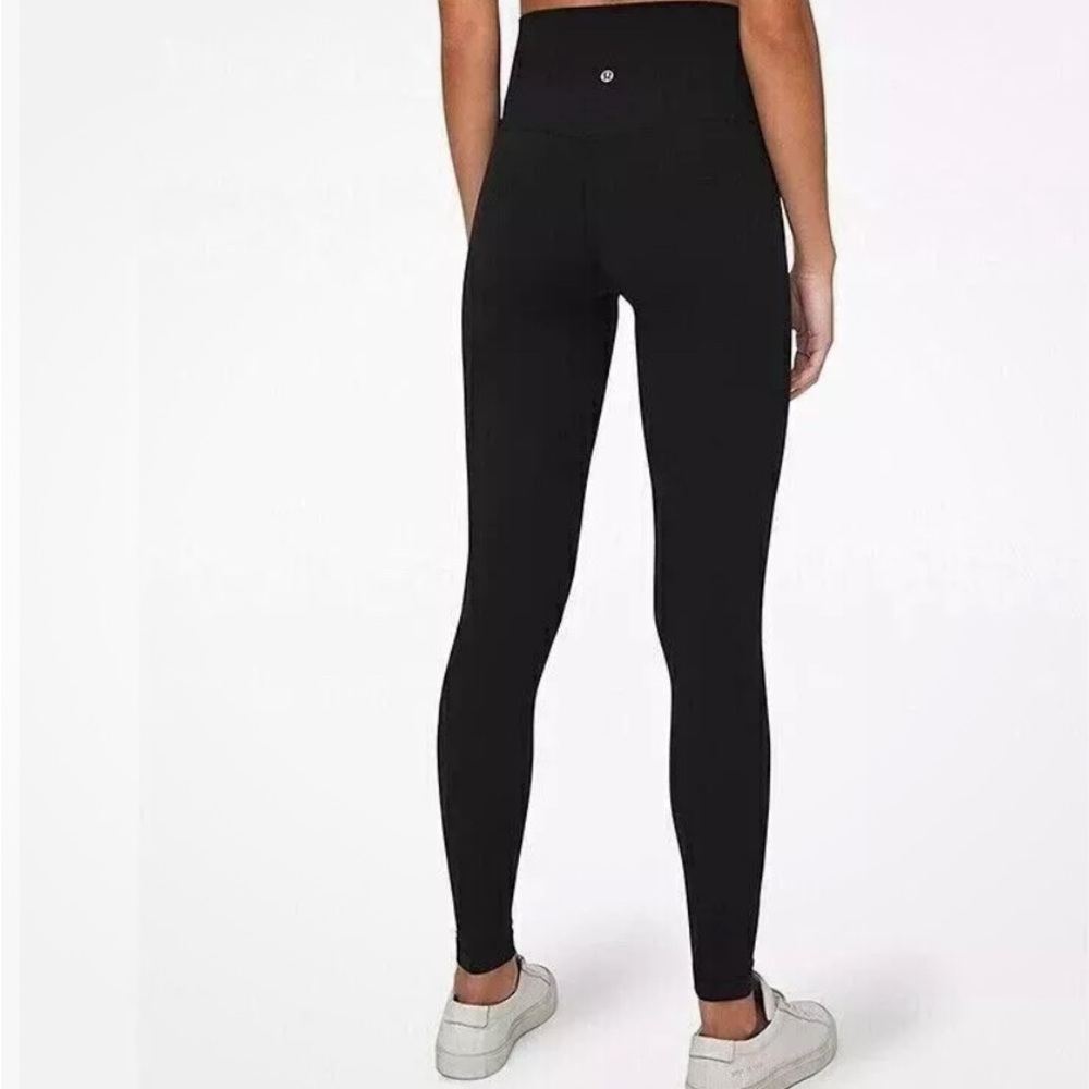 Lululemon Black Align 25” high waist leggings